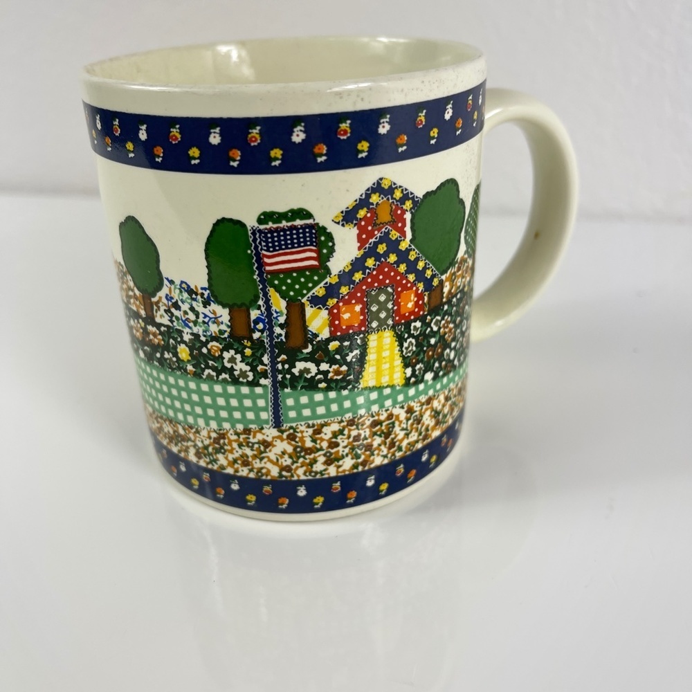 Vintage Otagiri Japan mug house & American‎ flag for tea or coffee